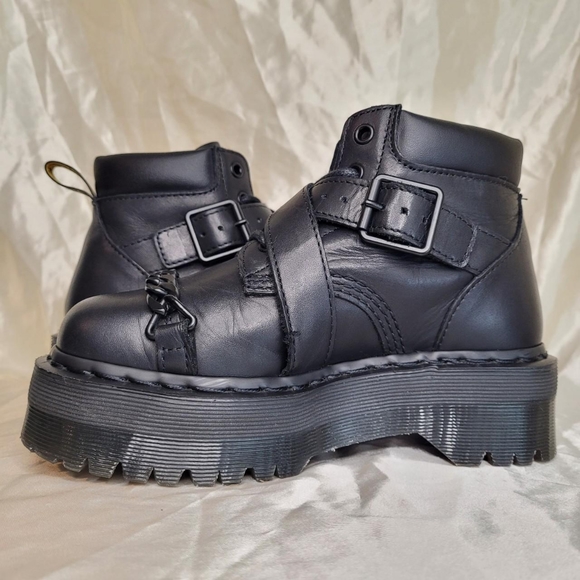Dr. Martens Beaumann black leather platform ankle boots - Picture 4 of 7